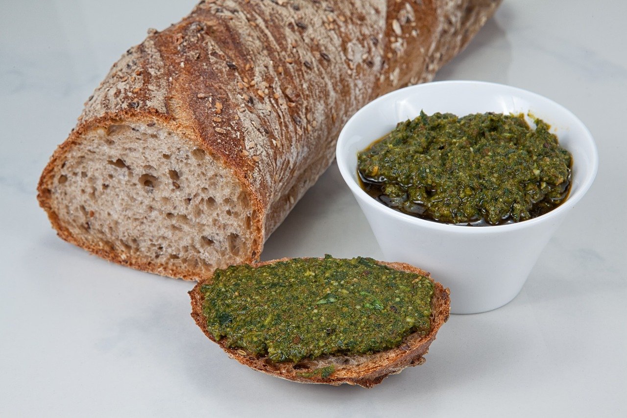 pesto-1732137_1280
